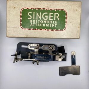 Vintage Singer Buttonhole Attachment No. 121795 in Original Box NO INSTRUCTIONS